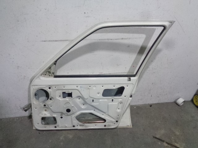 PEUGEOT 205 1 generation (1983-1998) Front Right Door BLANCA,5PUERTAS,4695427 20391281