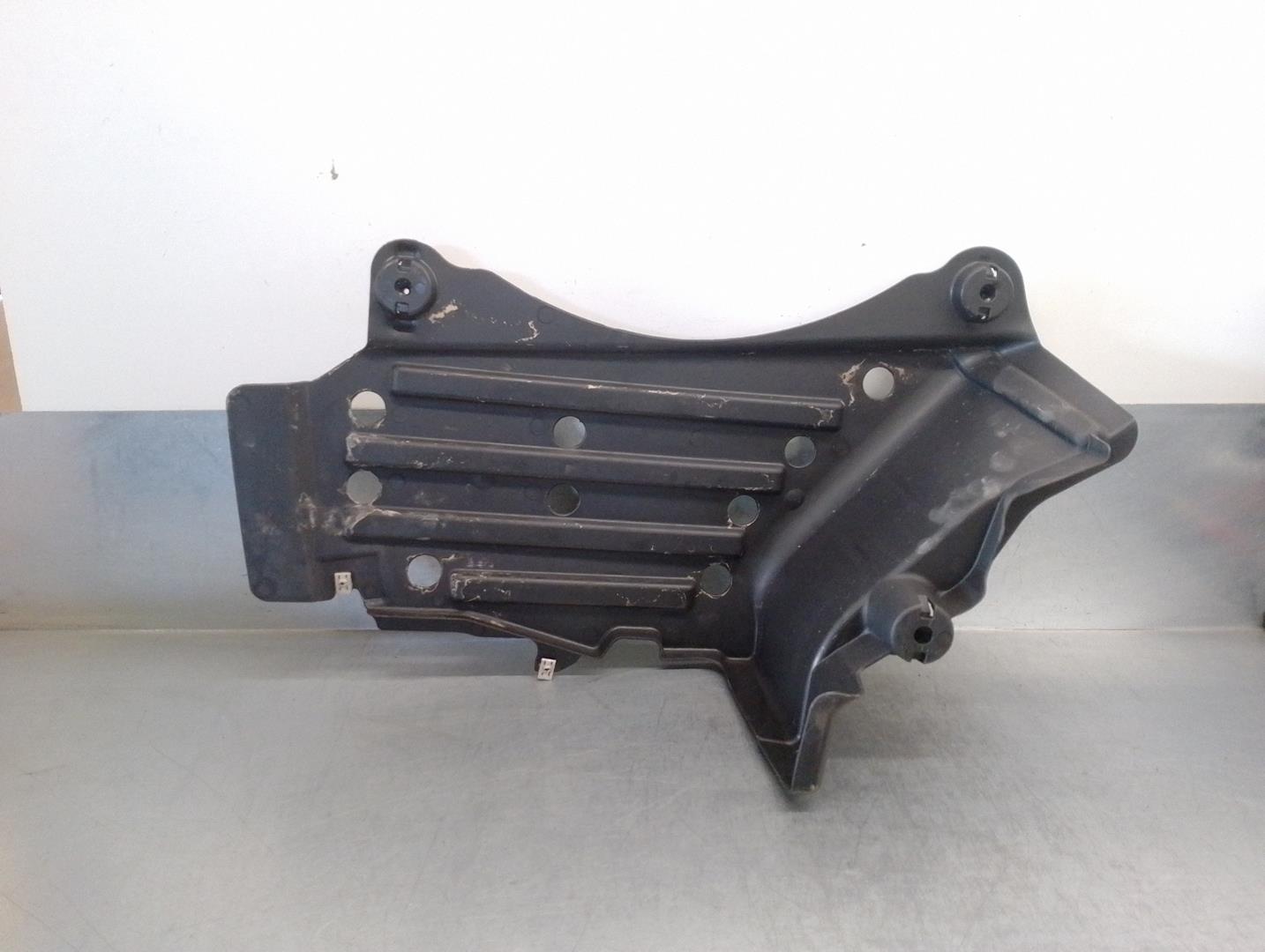 SEAT Alhambra 2 generation (2010-2021) Крышка переднего двигателя 2Q0825102A, CESTA40CAMPA 20799203