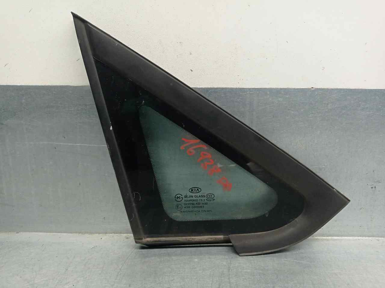 KIA Carens 3 generation (RP) (2013-2019) Priekinių dešinių durų stiklas 4292461, *CESTA12 19859783