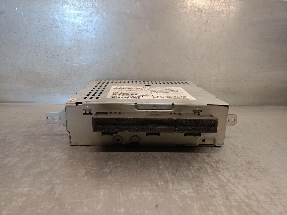 Sistema audio / radio cd D5244T 306575501 de Volvo Xc90 i (275) 2002-2006 163 CV con 233000 km - pieza usada