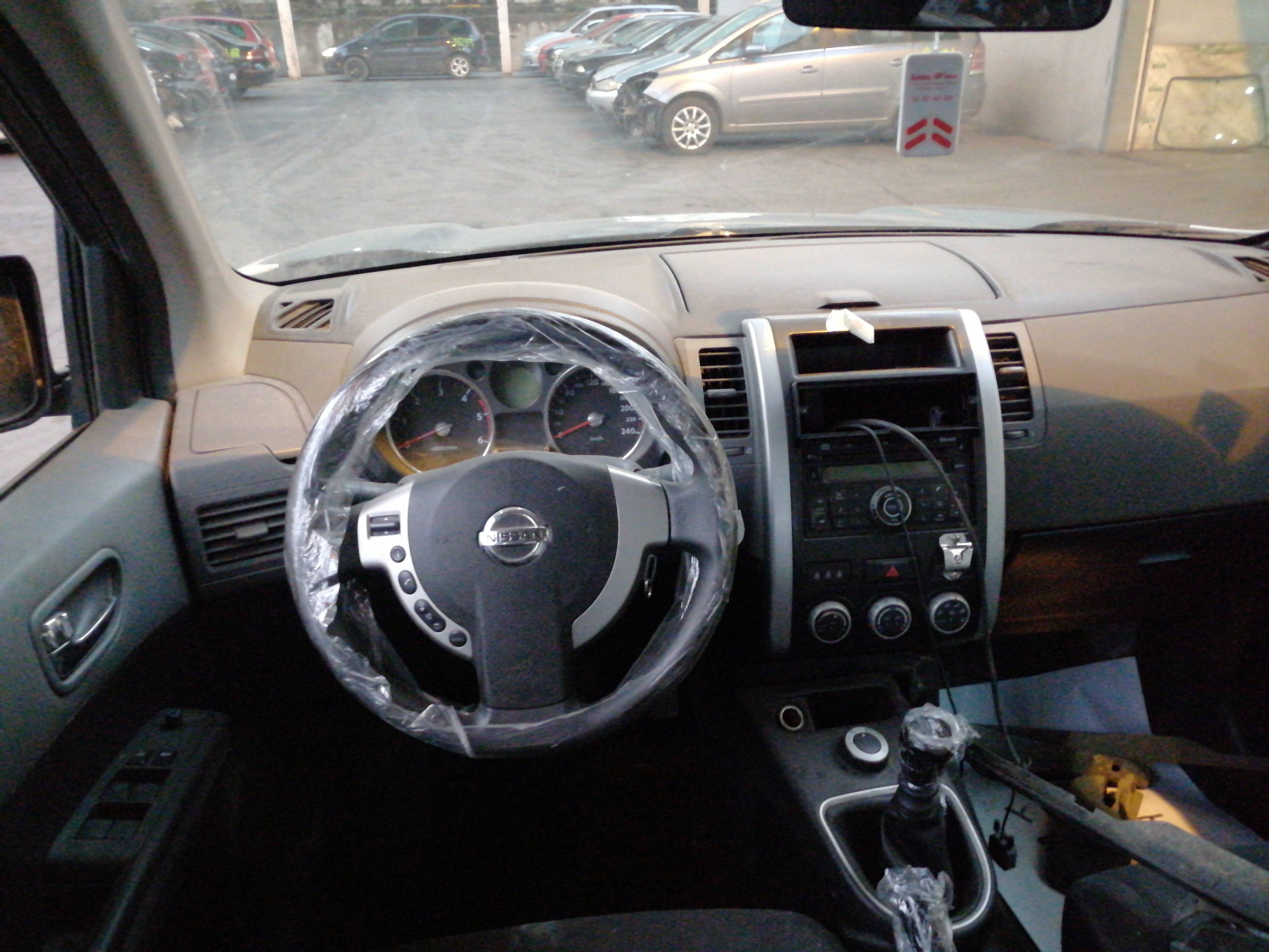 DODGE X-Trail T31 (2007-2014) A hátsó lökhárító egyéb részei 26560EQ00A 24112097