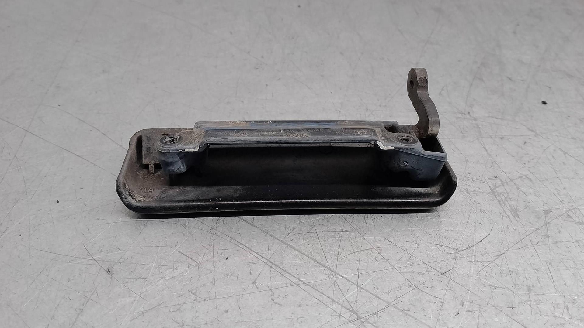 FORD Främre höger dörr yttre handtag 7220479, 3PÙERTAS 24473638