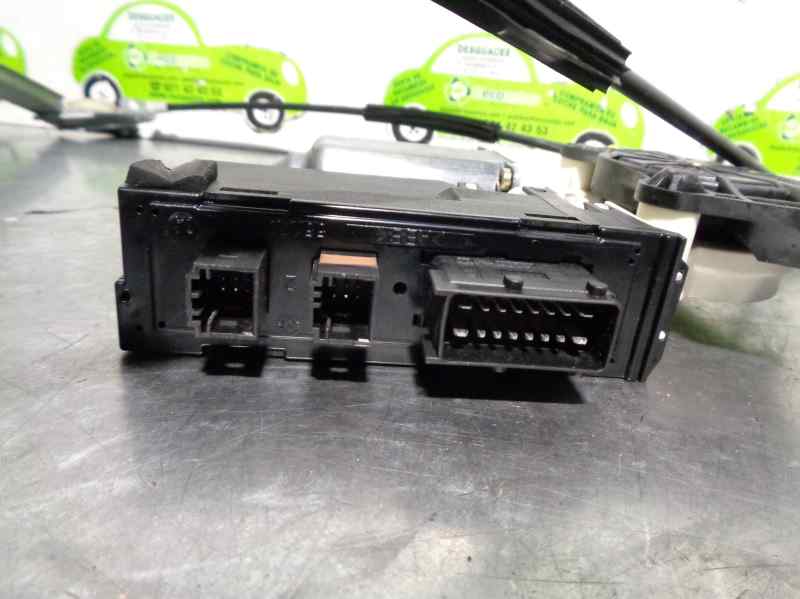 PEUGEOT 807 1 generation (2002-2012) Front Right Door Window Regulator 5PUERTAS,5PUERTAS+28PINES 19666767