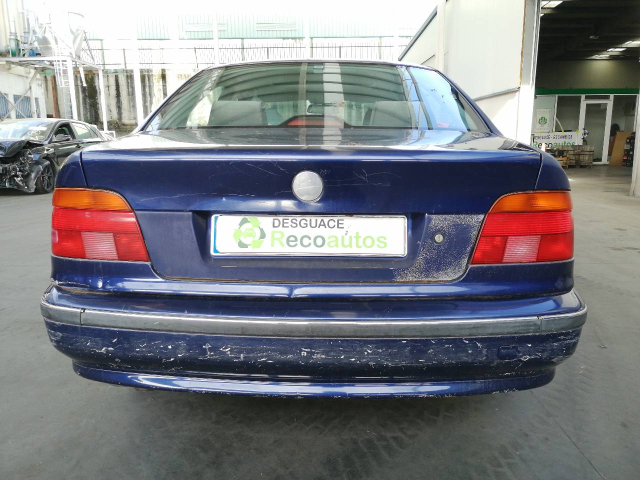 BMW 5 Series E39 (1995-2004) Galinė kairė stebulė 33321091335 24225228