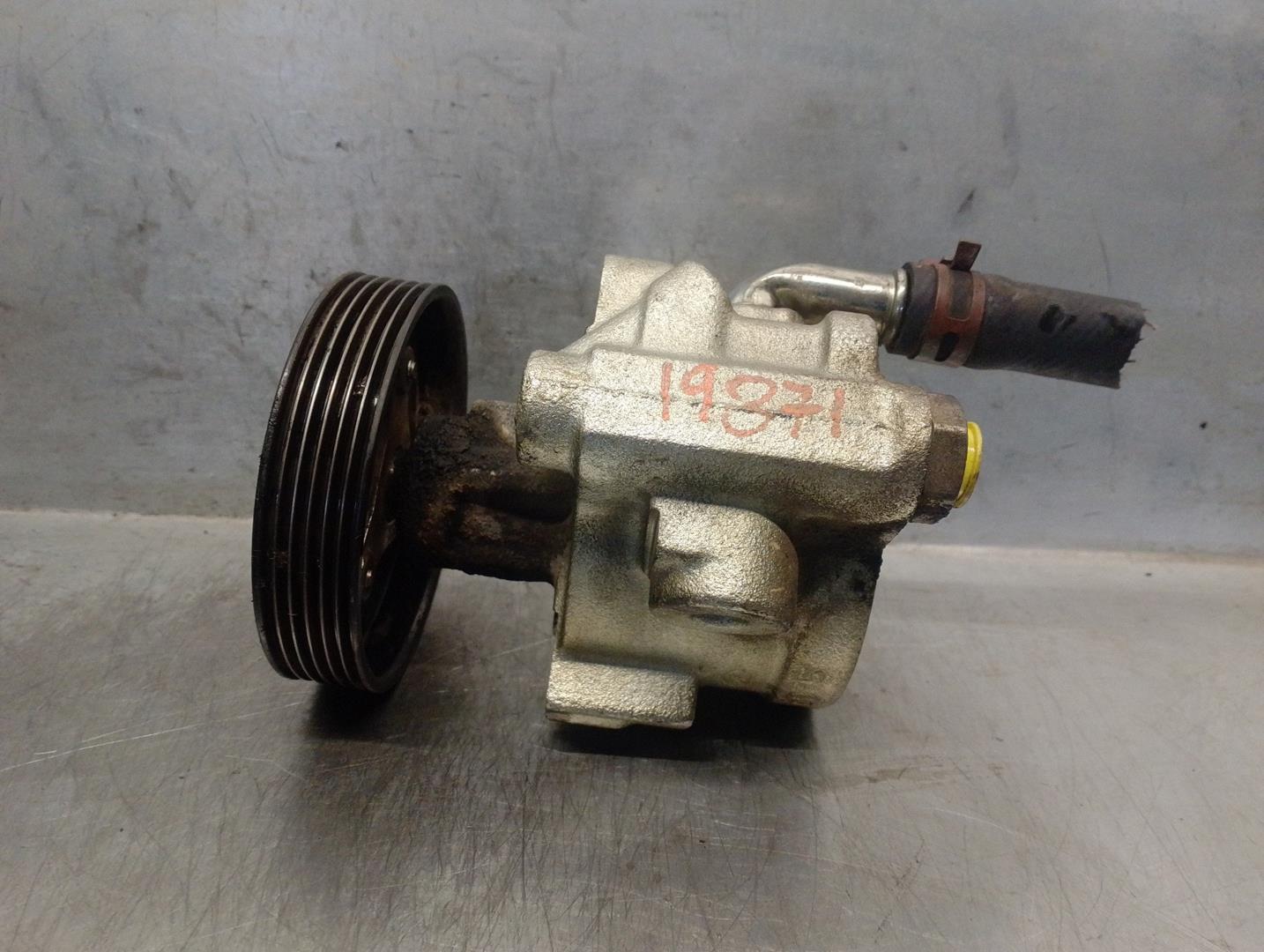 RENAULT Laguna 1 generation (1993-2001) Power Steering Pump 7700419156, 26069258, DELPHI 24209858