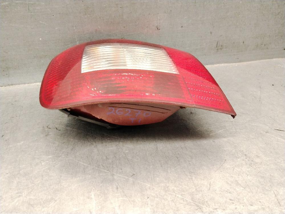 Pisca tras esquerdo 186A8000 51720553 de Fiat Multipla (186_) 2001-2010 115 CV con 224000 km - pieza usada