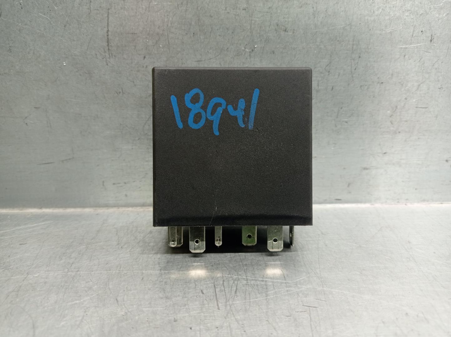 VOLKSWAGEN Passat B5 (1996-2005) Relays 4B0955531A 21730885