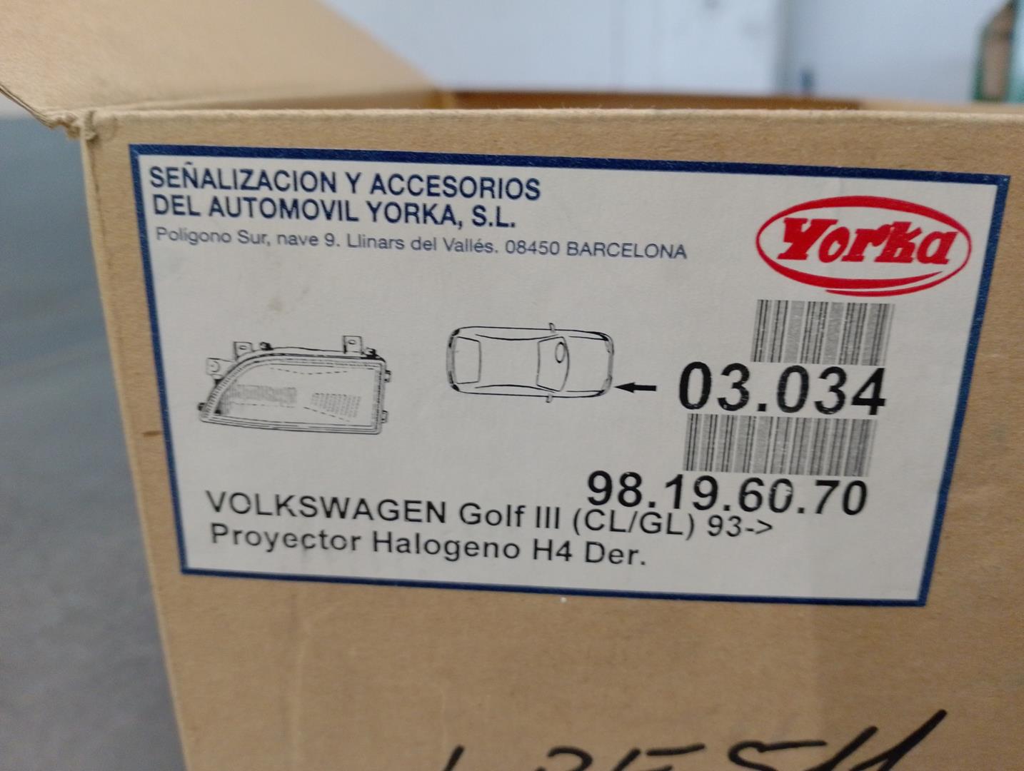 VOLKSWAGEN Golf 3 generation (1991-1998) Фара передняя правая 1H6941018Q, 98196070, YORKA 21705062