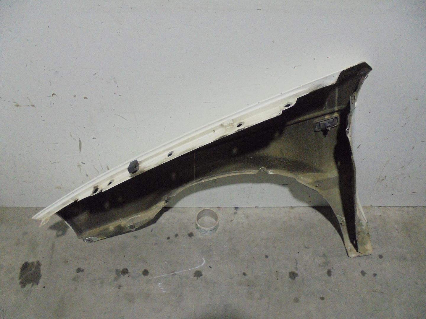 FORD Passat B3 (1988-1993) Front Right Fender +BLANCA 19768270