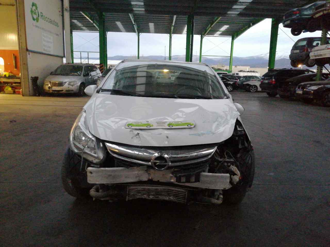 OPEL Corsa D (2006-2020) Другие кузовные детали 13305804+ 21622292