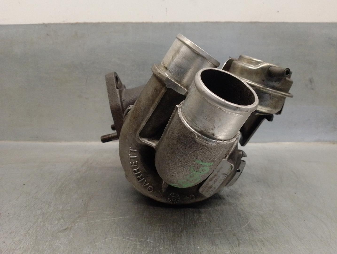 TOYOTA Corolla E120 (2000-2008) Turboahdin 172010G010, 7272101, GARRETT 24213521