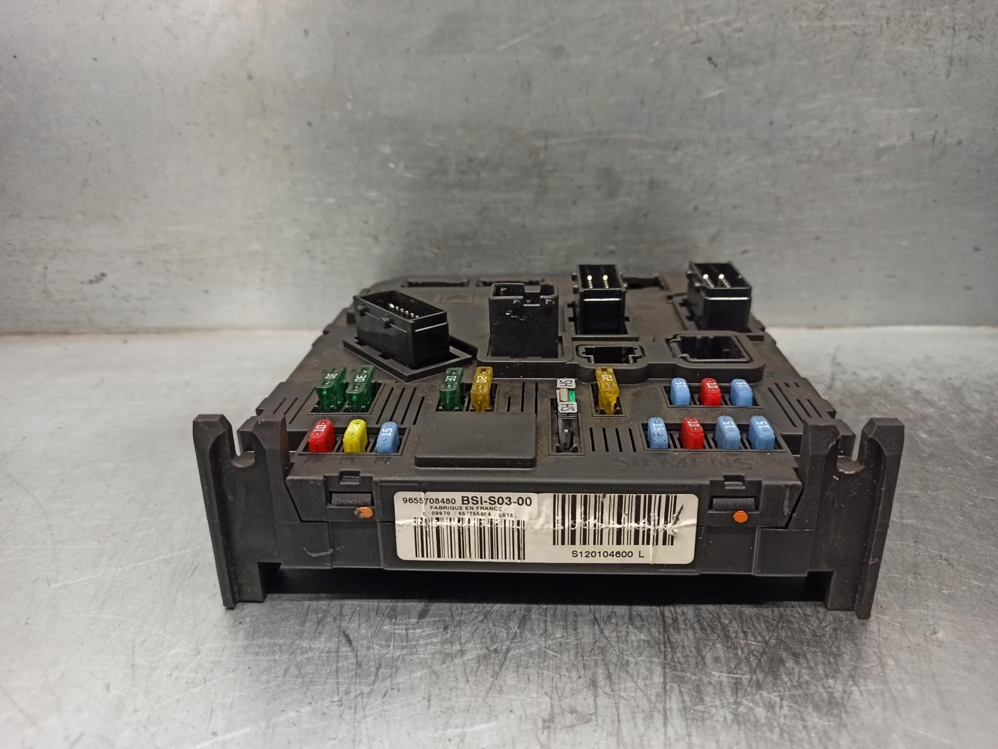 PEUGEOT 407 1 generation (2004-2010) Fuse Box 9655708480 24218392