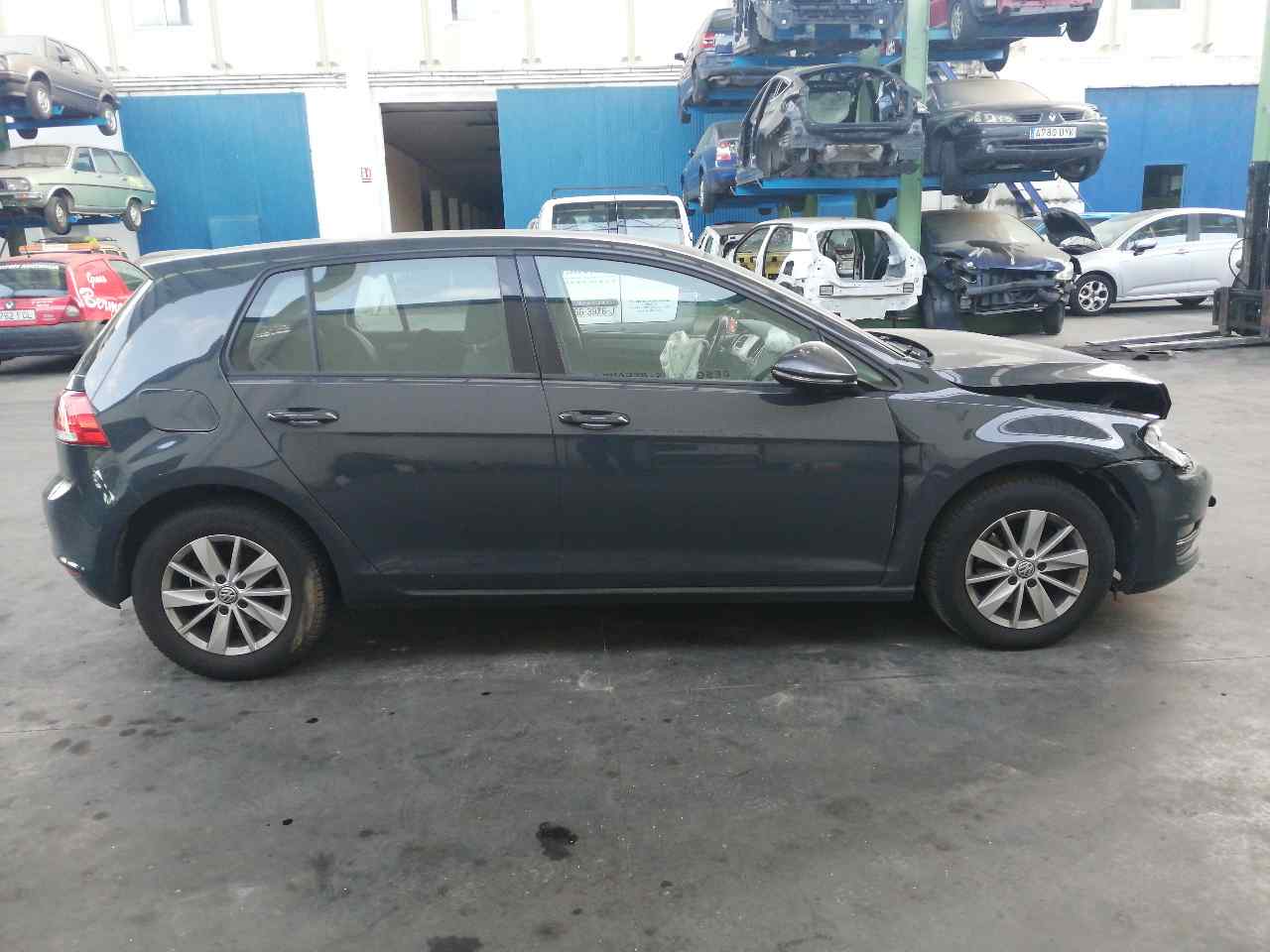 VOLKSWAGEN Golf 7 generation (2012-2024) Bal hátsó ajtó külső fogantyúja 5G0837206P+ 19782778