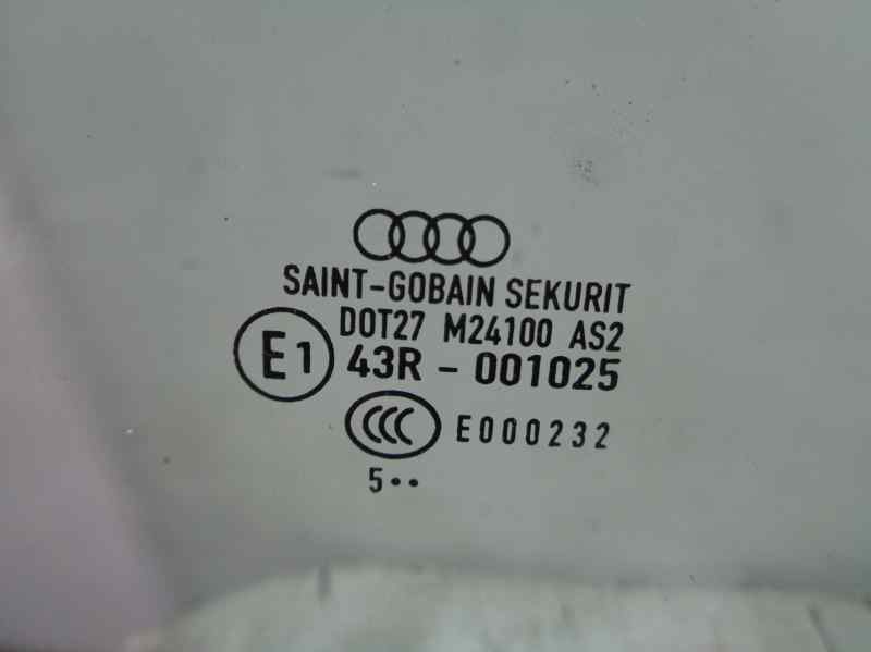 AUDI A2 8Z (1999-2005) Фортка передней правой двери 43R-001025 19745555