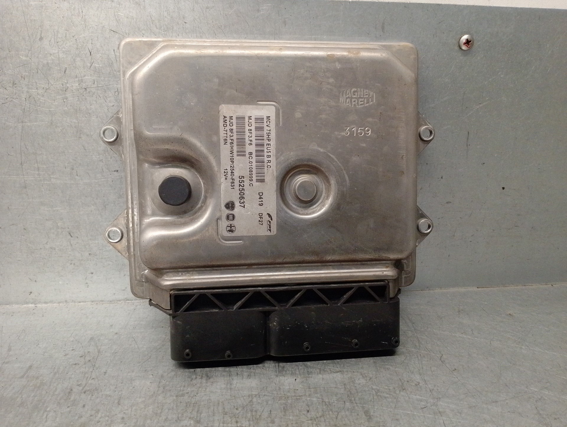 Switchboard engine uce 199A9000 55250637 de Citroen Nemo furgoneta/monovolumen (aa_) 2008-2026 75 CV con 241000 km
