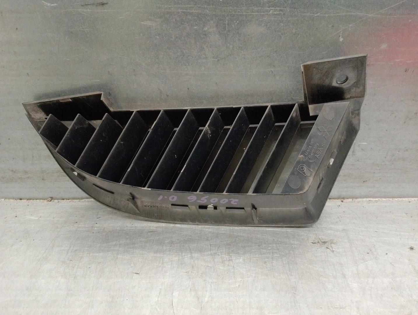 MITSUBISHI Colt 6 generation (2002-2013) Calandre MN127773, IZQUIERDO 24226039