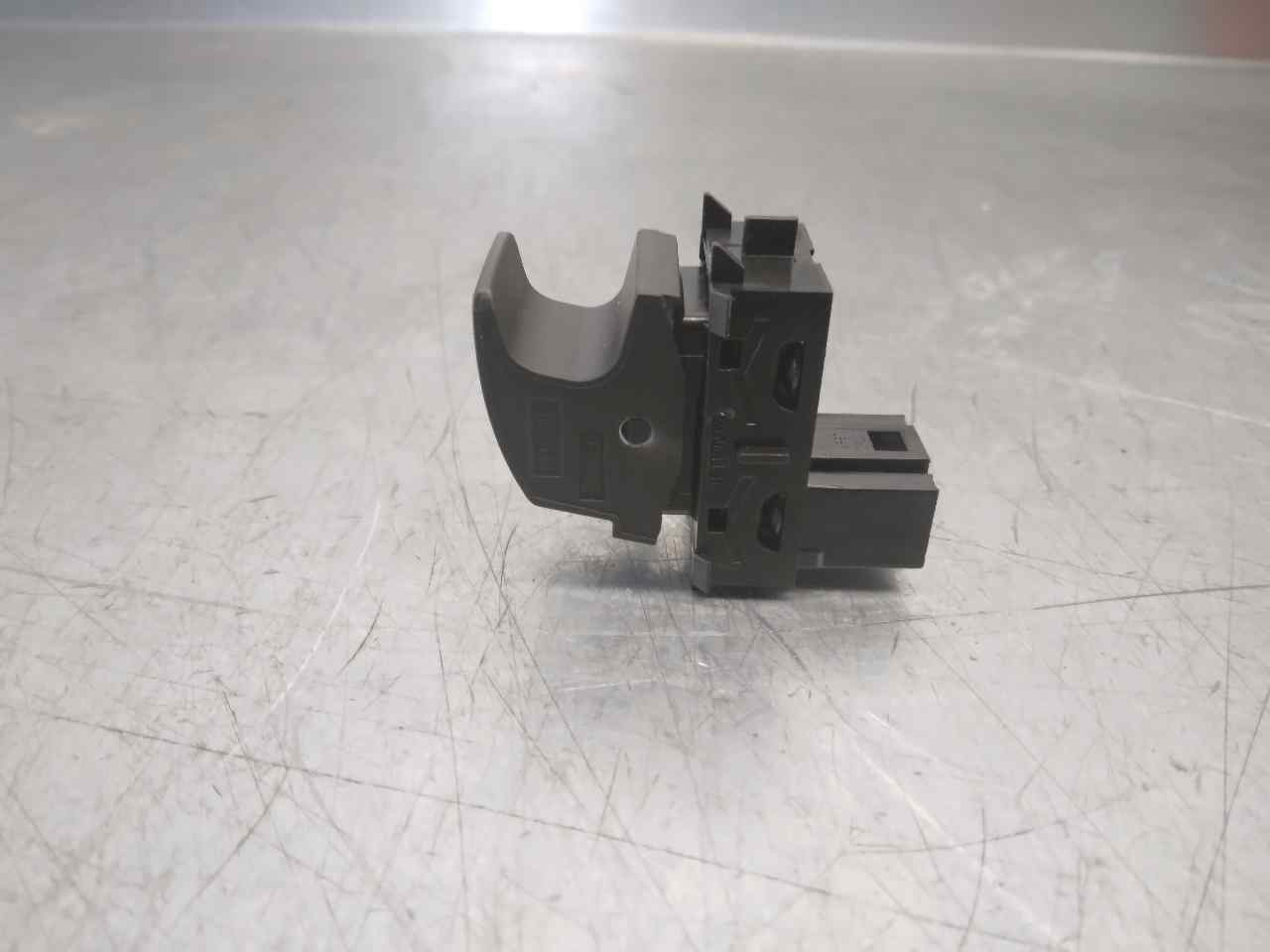 SKODA Karoq 1 generation (2017-2024) Front Right Door Window Switch 5G0959855K 24131495