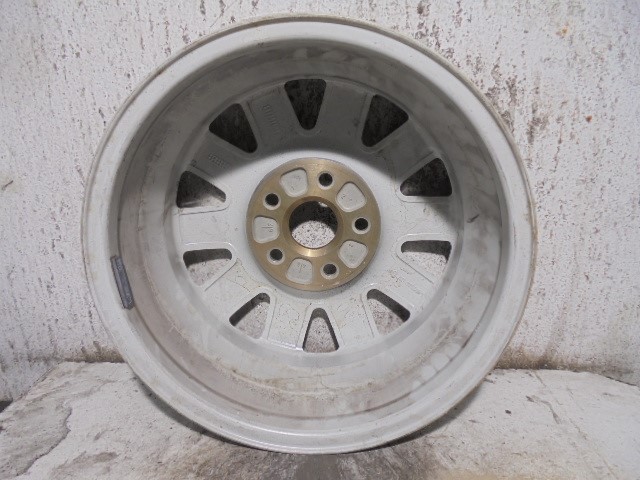 AUDI A4 B5/8D (1994-2001) Шина R156JX15H2ET45, ALUMINIO10P, 8D0601025M 19789172