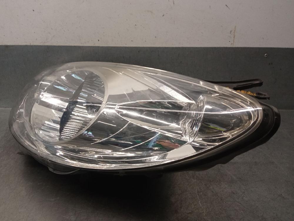 Faro izquierdo NFU 9644997280 de Peugeot 1007 (km_) 2005-0 109 CV con 147000 km - pieza usada