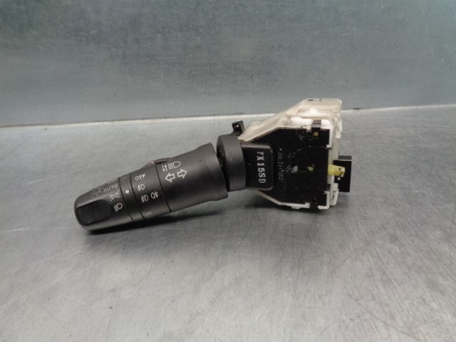 NISSAN Tiida C11 (2004-2014) Headlight Switch Control Unit 25540EM00E 19778598