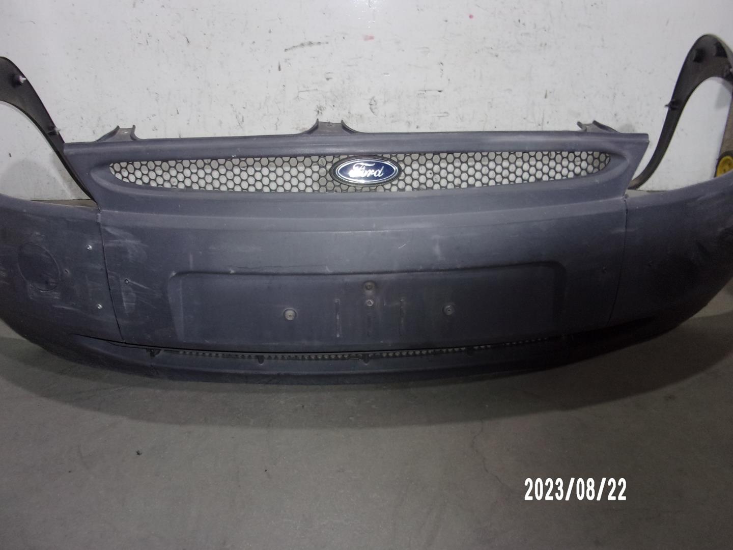 FORD Ka 1 generation (1996-2008) Front Bumper 1076768, GRISTEXTURADO 21119746