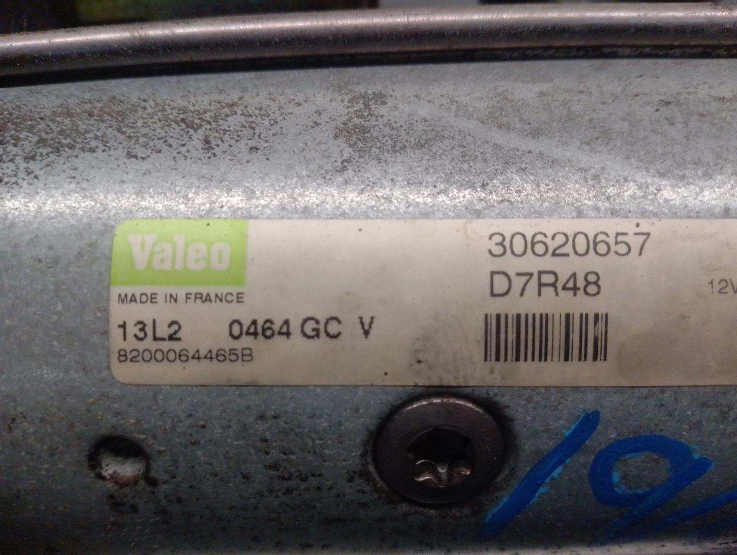 VOLVO V40 1 generation (1996-2004) Starteris 8200064465B, D7R48, VALEO 24164055