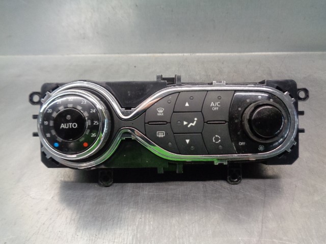 RENAULT Clio 4 generation (2012-2020) Klimato kontrolės (klimos) valdymas 275100037R, E1067144C, VALEO 24150830