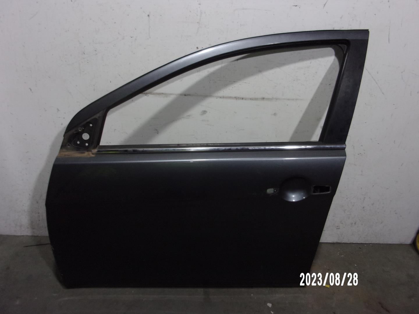 MITSUBISHI Lancer IX (2000-2010) Porte avant gauche 5700A557, GRISOSCURO, 4PUERTAS 21721530