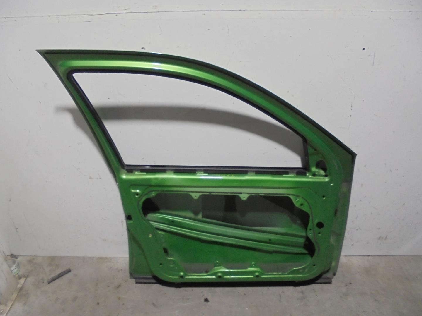 VOLKSWAGEN Bora 1 generation (1998-2005) Front Left Door 1J4831055H, VERDE, 5PUERTAS 19773721