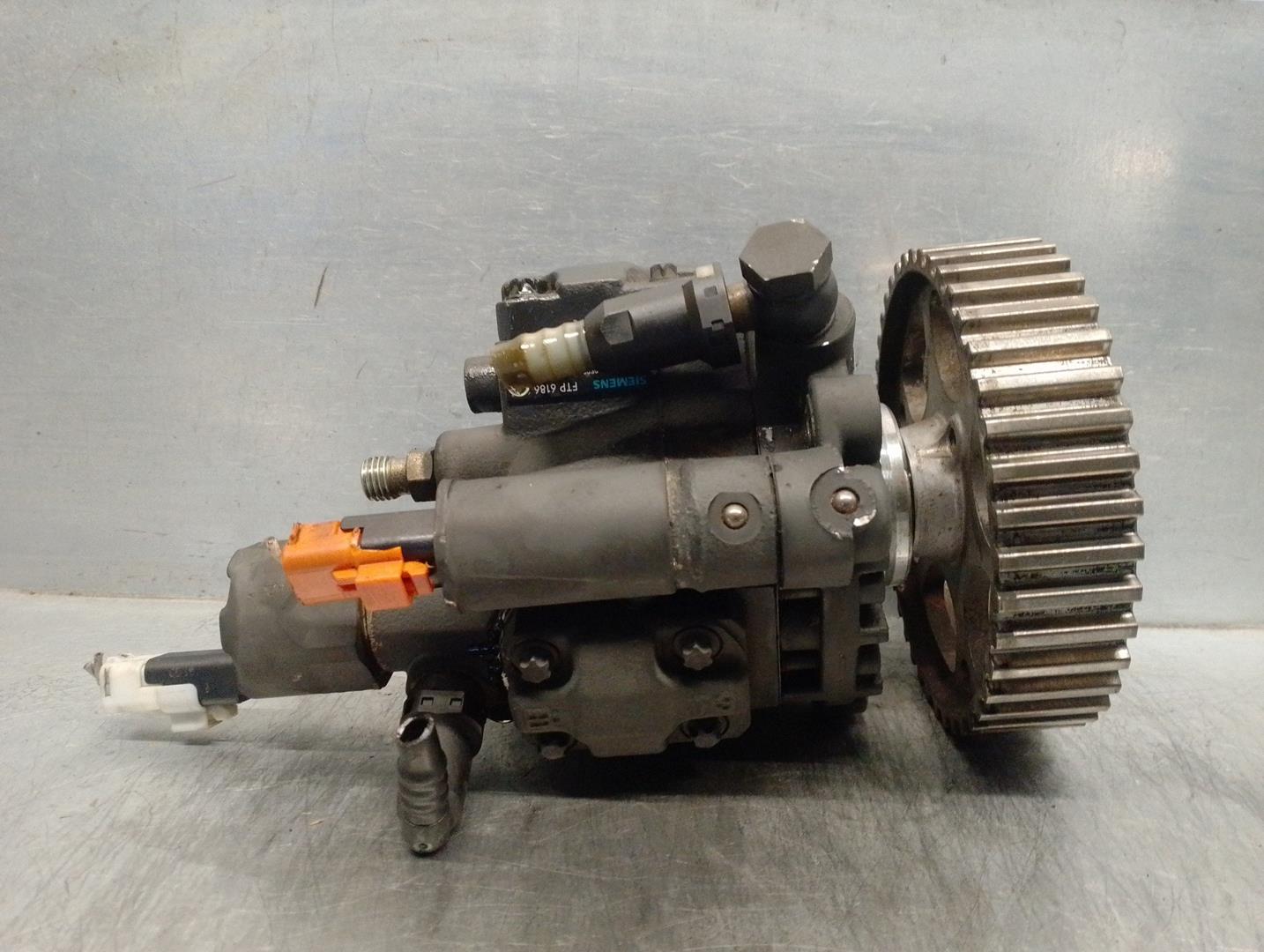 PEUGEOT 307 1 generation (2001-2008) High Pressure Fuel Pump 9636818480, 5WS40018, SIEMENS 24195704