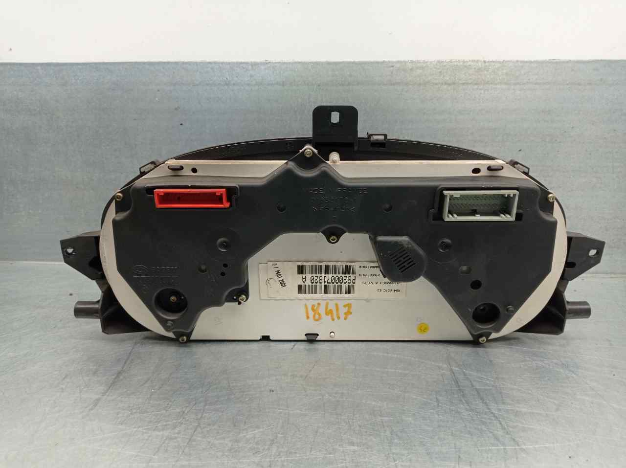 RENAULT Megane 1 generation (1995-2003) Instrumentu panelis/spidometrs P8200071820A, 216588693, SAGEM 20800997