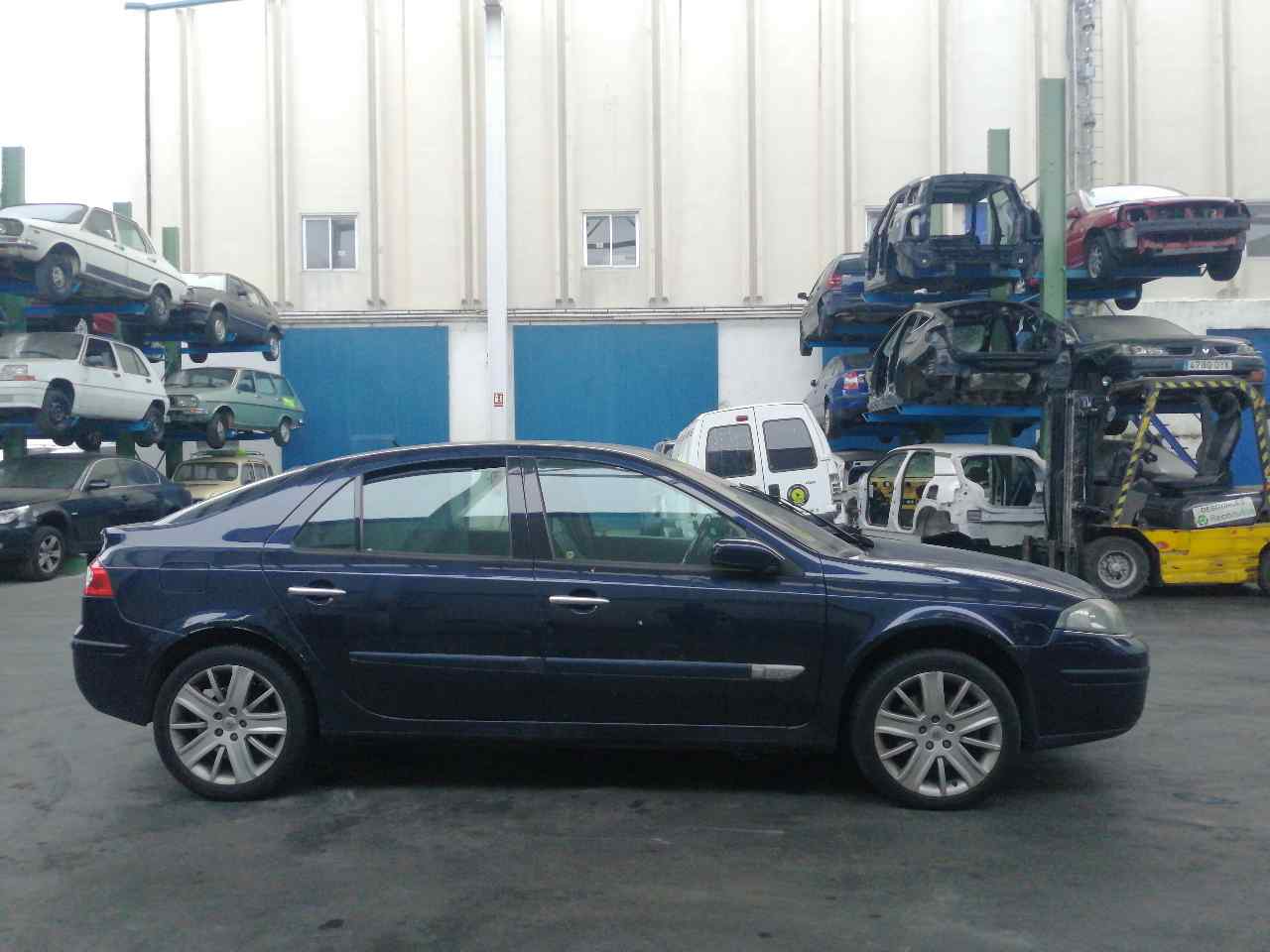 RENAULT Laguna 2 generation (2001-2007) Övfeszítő 117507568R+ 19828619