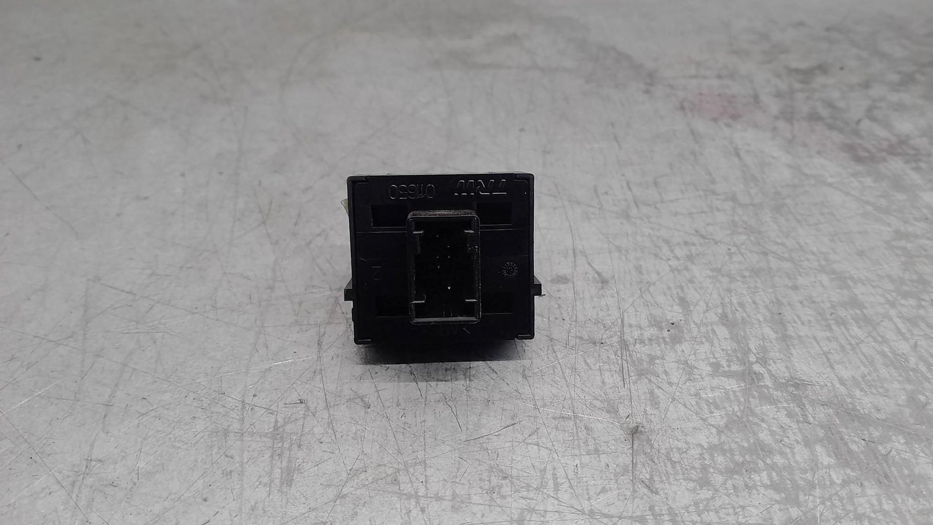 FIAT Grande Punto 1 generation (2006-2008) Front Left Door Window Switch 735500050 23888589