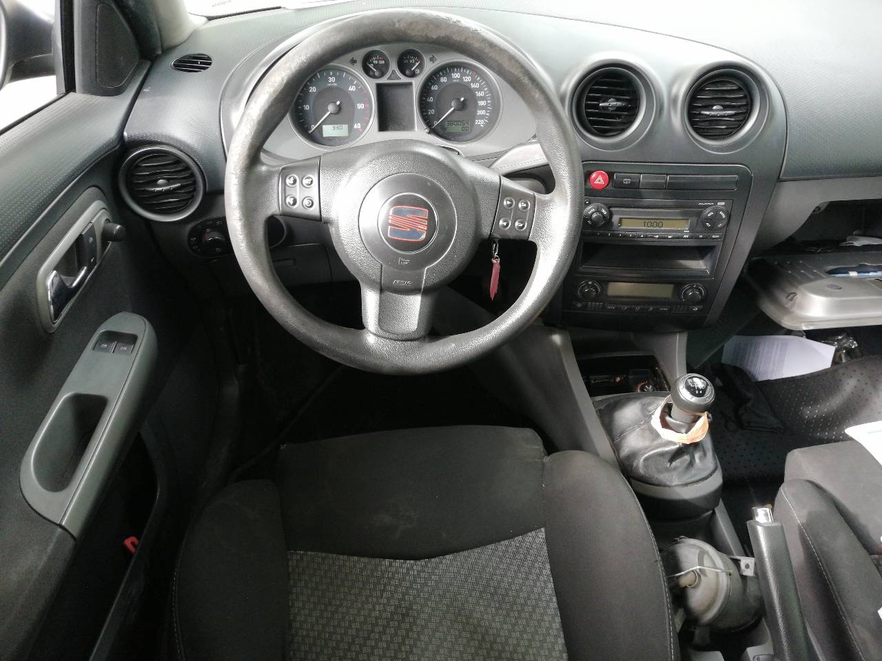 SEAT Ibiza 3 generation (2002-2008) Saugiklių dėžė 6Q1937049F, 5WK48217, SIEMENS 23752614