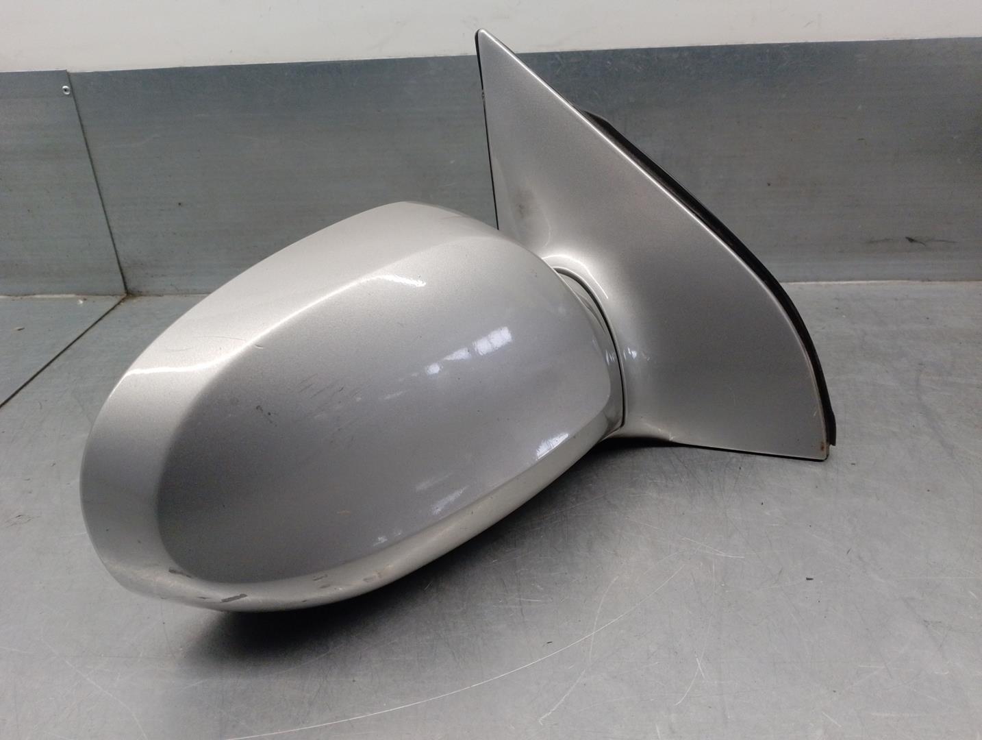 KIA Carnival UP/GQ (1999-2006) Right Side Wing Mirror 0K54E69123, 7PINES, 5PUERTAS 24209551