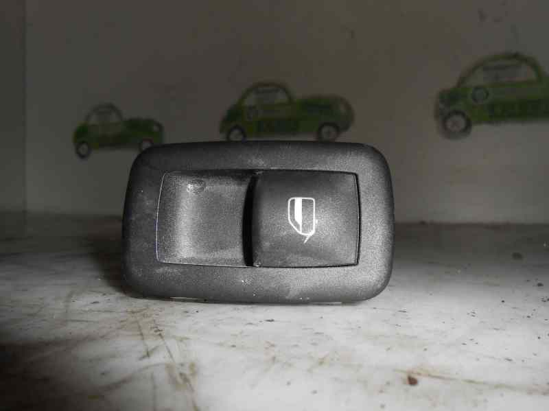 FIAT Journey 1 generation (2008-2020) Rear Right Door Window Control Switch LUK, LUK+10017668 21680099