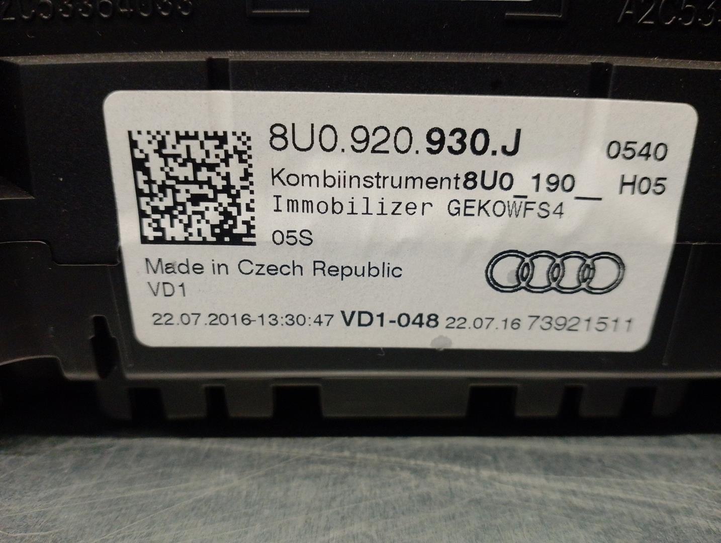 AUDI Q3 8U (2011-2020) Speedometer 8U0920930J, A2C53364033, VDO 23966904