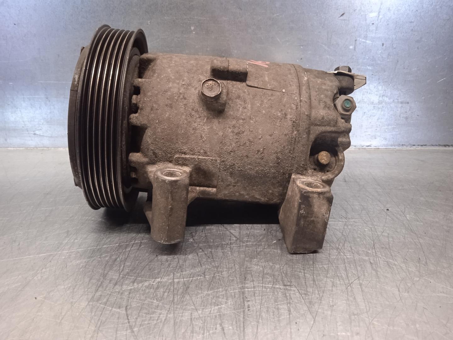 NISSAN Almera N16 (2000-2006) Hасос кондиционера 926004M500,3G92045010,CALSONIC 19841934