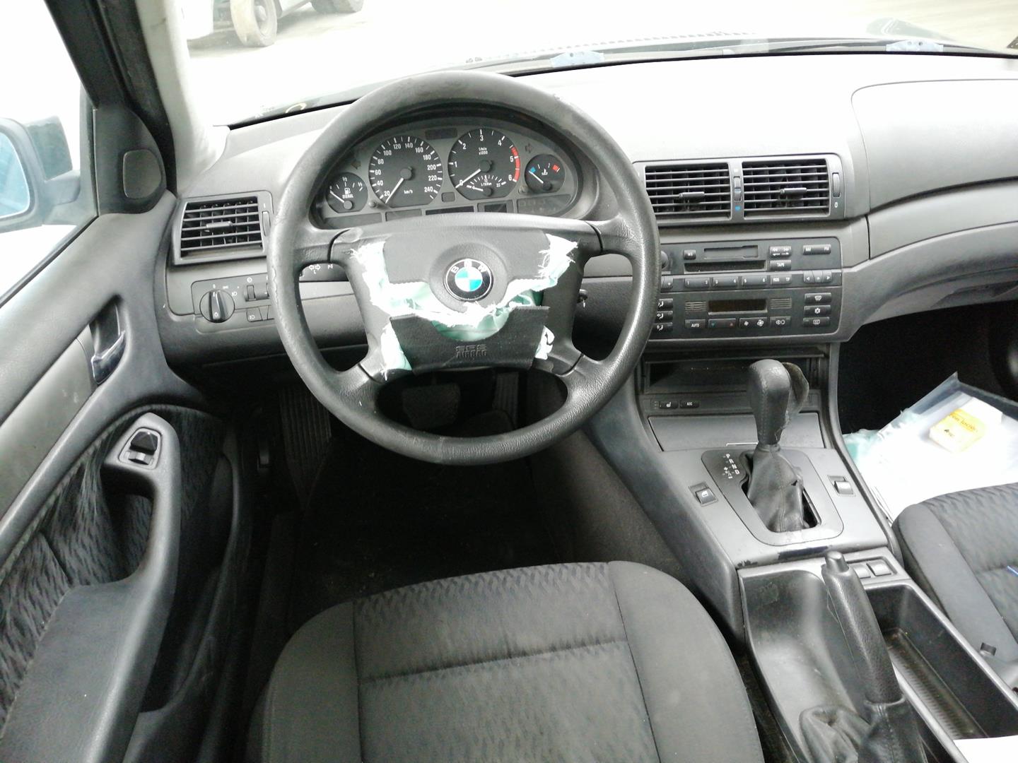 BMW 3 Series E46 (1997-2006) Priekinių kairių durų išorinė rankenėlė 51218241397, 51218216122 24189805
