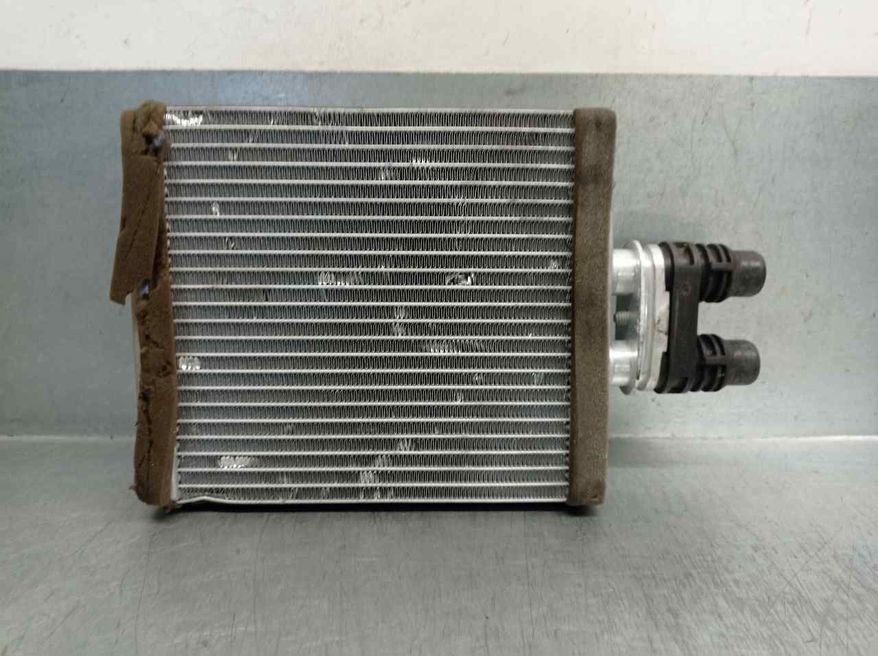 SKODA Yeti 1 generation (2009-2018) Охлаждающий радиатор 6C0819031, DW795001, BEHR 21134469