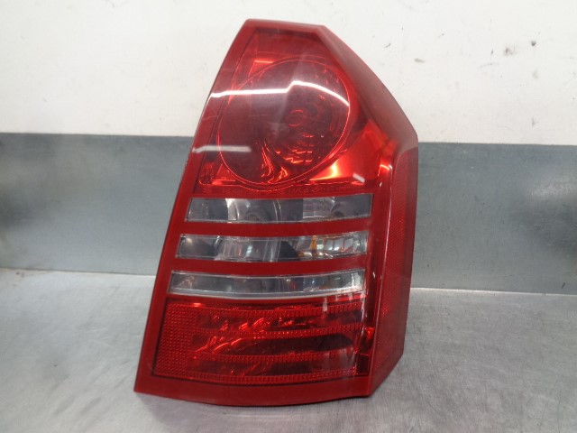 CHRYSLER 300 C (LX) (2004-present) Rear Right Taillight Lamp 4805854AD 19787435