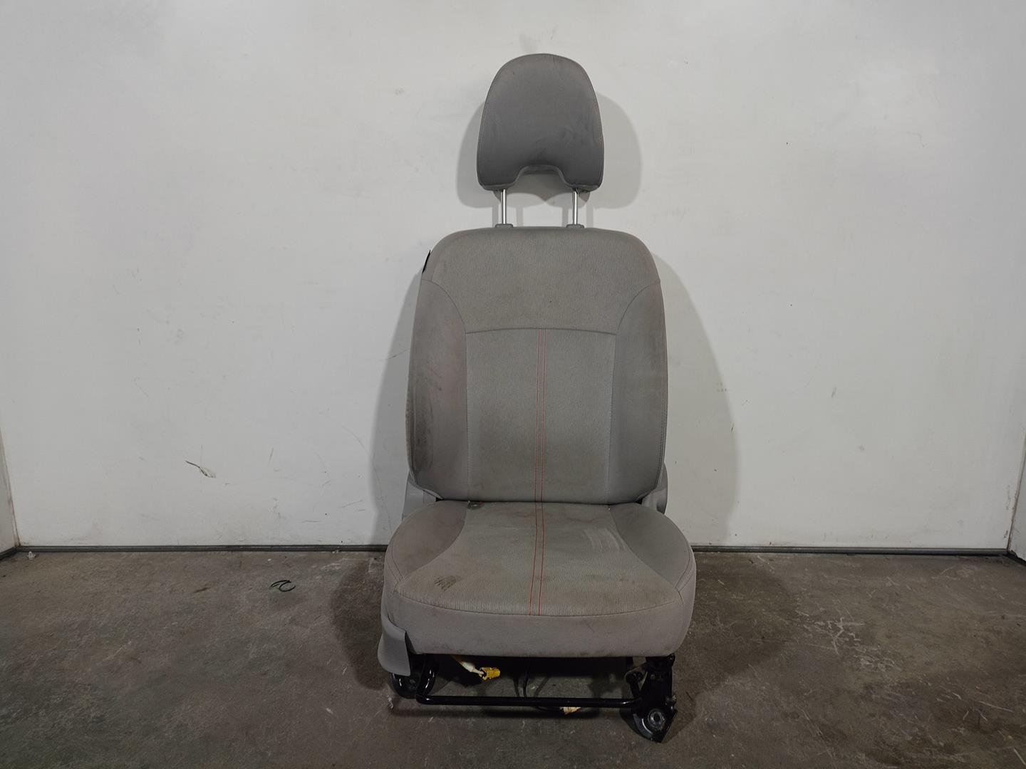 SUBARU Forester SH (2007-2013) Front Right Seat 64111FG030 24473878