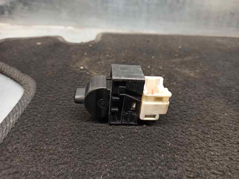 VAUXHALL Rear Right Door Window Control Switch 19726071