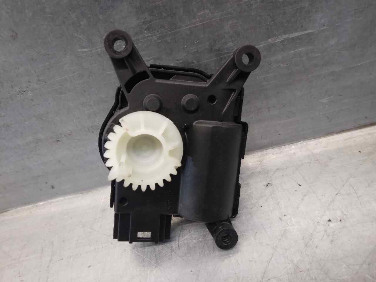 VOLKSWAGEN Golf 7 generation (2012-2024) Heater Blower Fan 2Q0907511F, 3293919M, VALEO 19909969