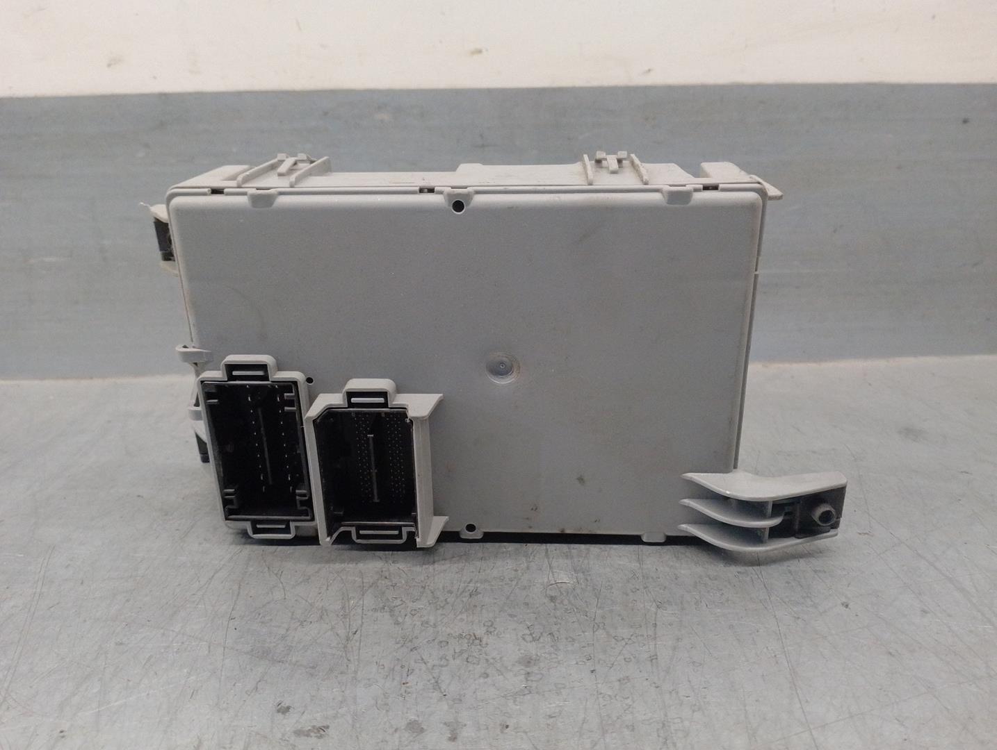 PEUGEOT Bipper 1 generation (2008-2020) Fuse Box 01364889080, 28230602, DELPHI 24207620