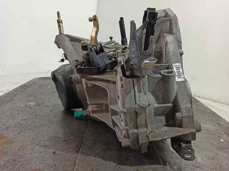 DODGE Note 1 generation (2005-2014) Gearbox +C381832 19722640