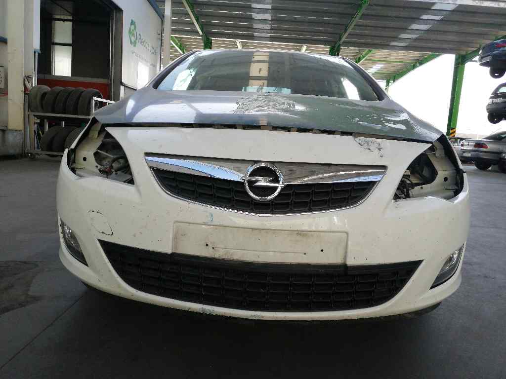 OPEL Astra J (2009-2020) Oikean puolen moottorin kiinnitys 13248476 19754606