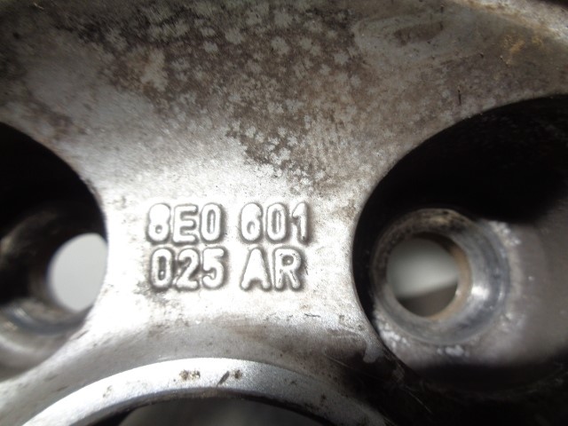 AUDI A4 B7/8E (2004-2008) Автомобилна гума R167JX16H2ET42, 7JX16H2ET42, ALUMINIO15P 21731674