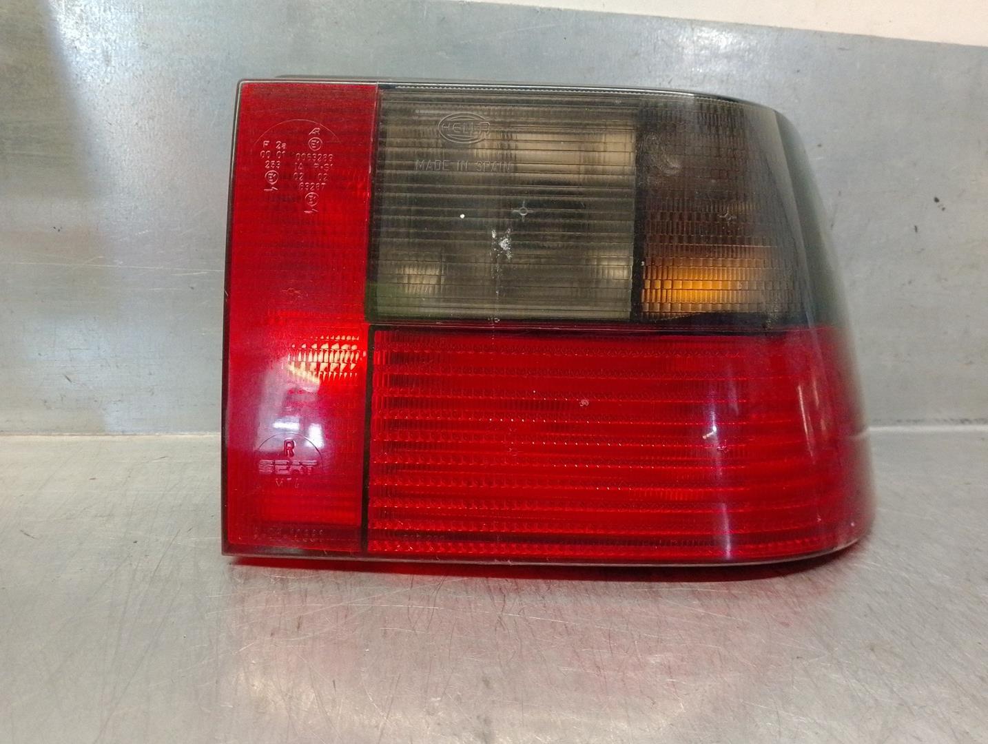 SEAT Cordoba 1 generation (1993-2003) Rear Right Taillight Lamp 6K6945112, DEALETA, 5PUERTAS 20439622