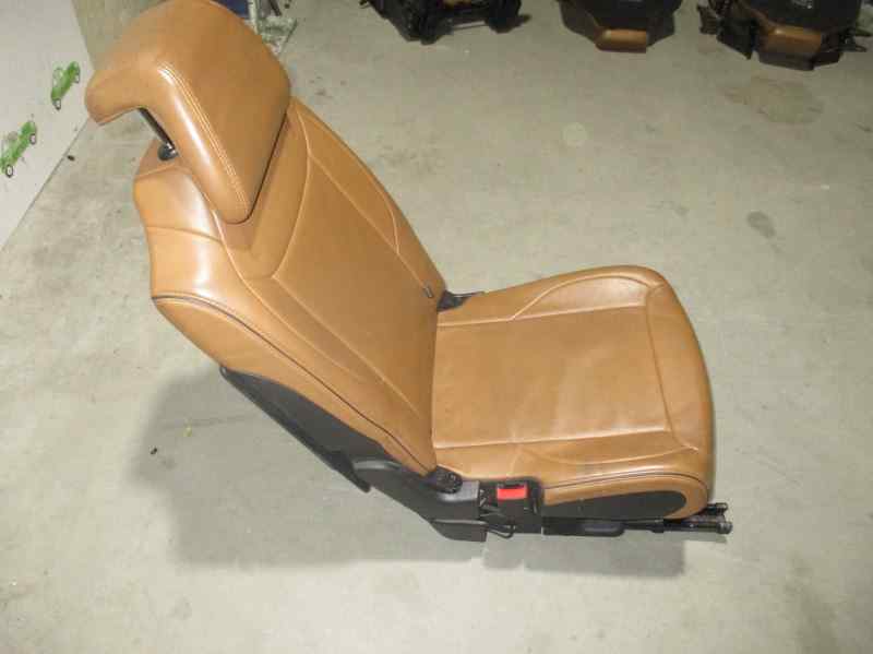 TOYOTA C4 Picasso 1 generation (2006-2013) Rear Seat CUEROMARRON,5PUERTAS 19612336